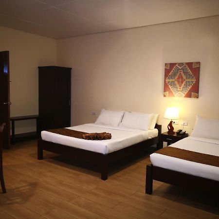 Sea Garden Resort Iloilo Eksteriør billede