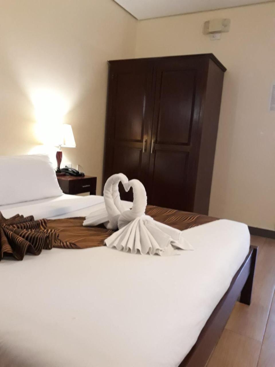 Sea Garden Resort Iloilo Eksteriør billede